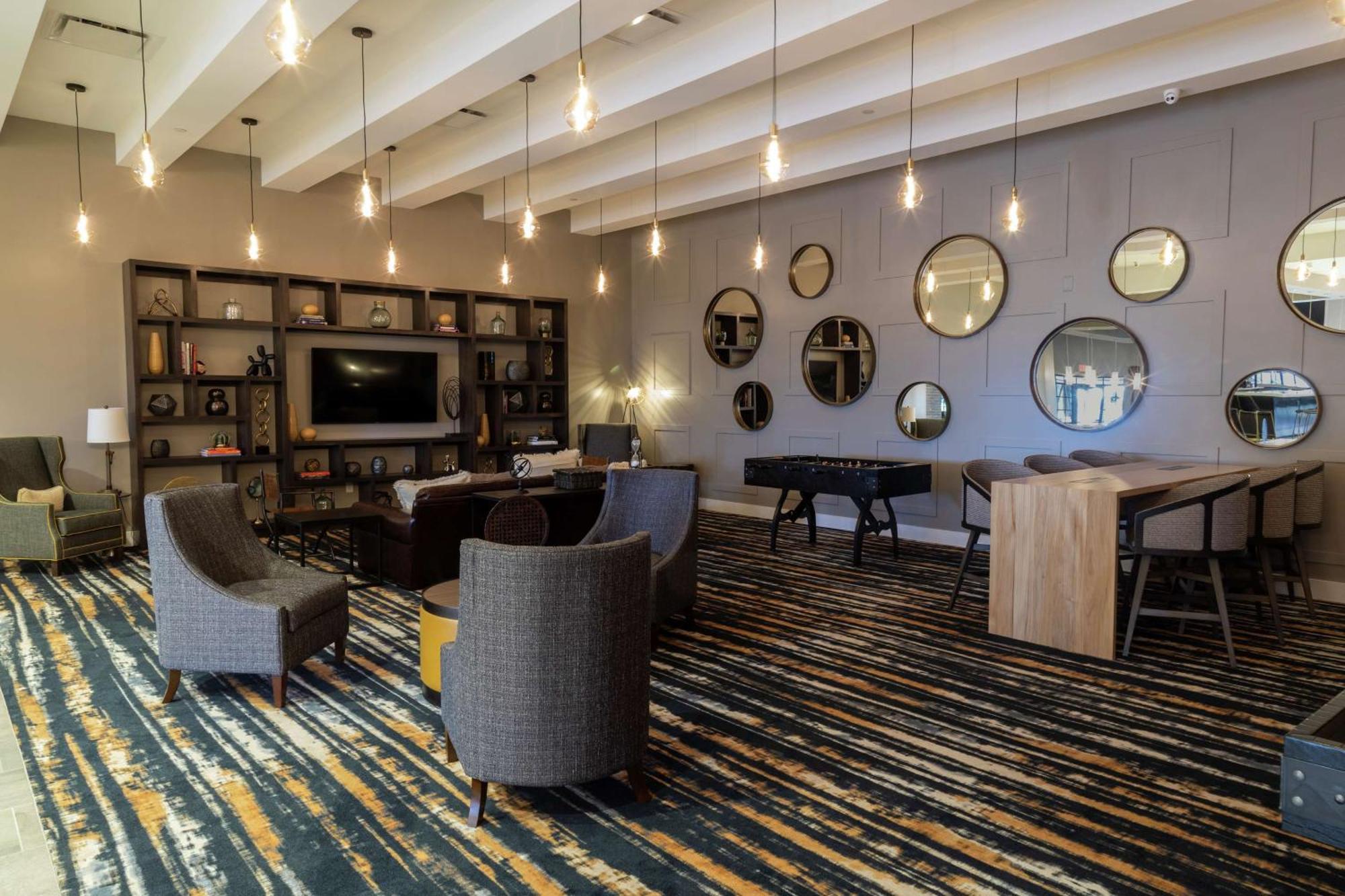 Hilton Garden Inn Спартанберг Экстерьер фото