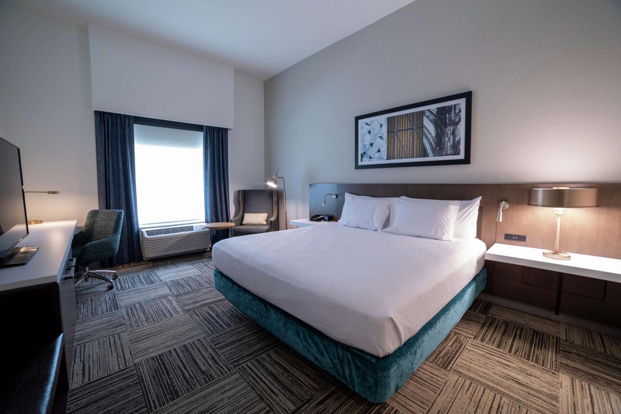Hilton Garden Inn Спартанберг Экстерьер фото