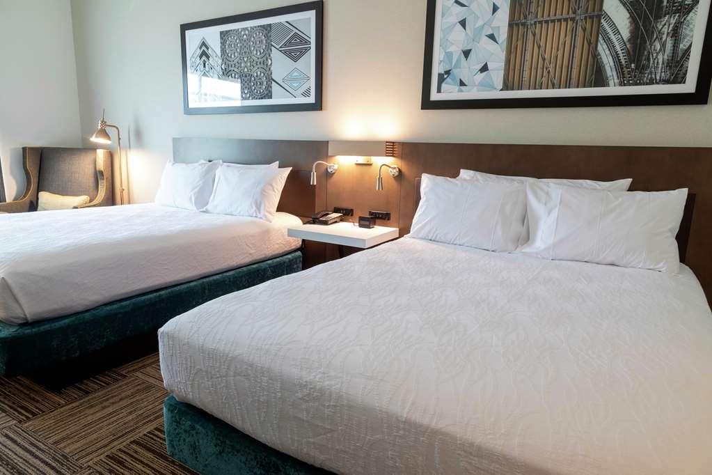 Hilton Garden Inn Спартанберг Номер фото